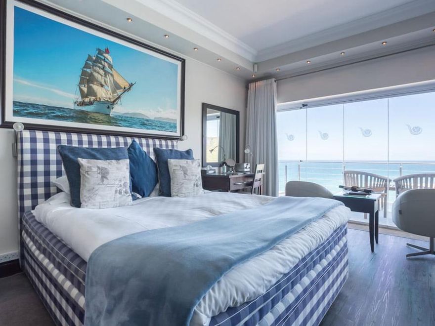 Captain's Junior Suite at Head Over Hills, Garden Route, South Africa (1 of 7)